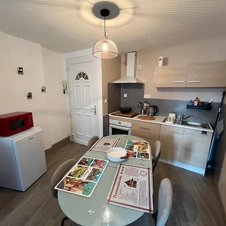 La Cigogne Reveuse Apartment *